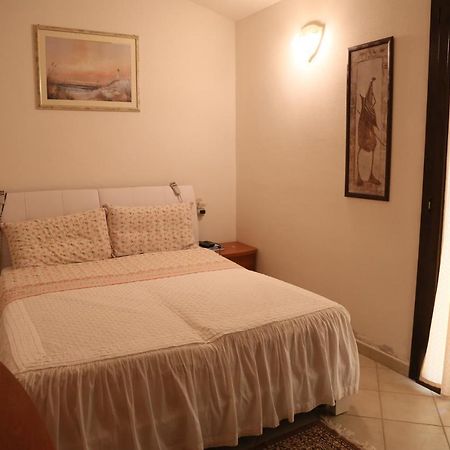 Casa Vacanze Anita Villa ปอร์โตปีโน ภายนอก รูปภาพ